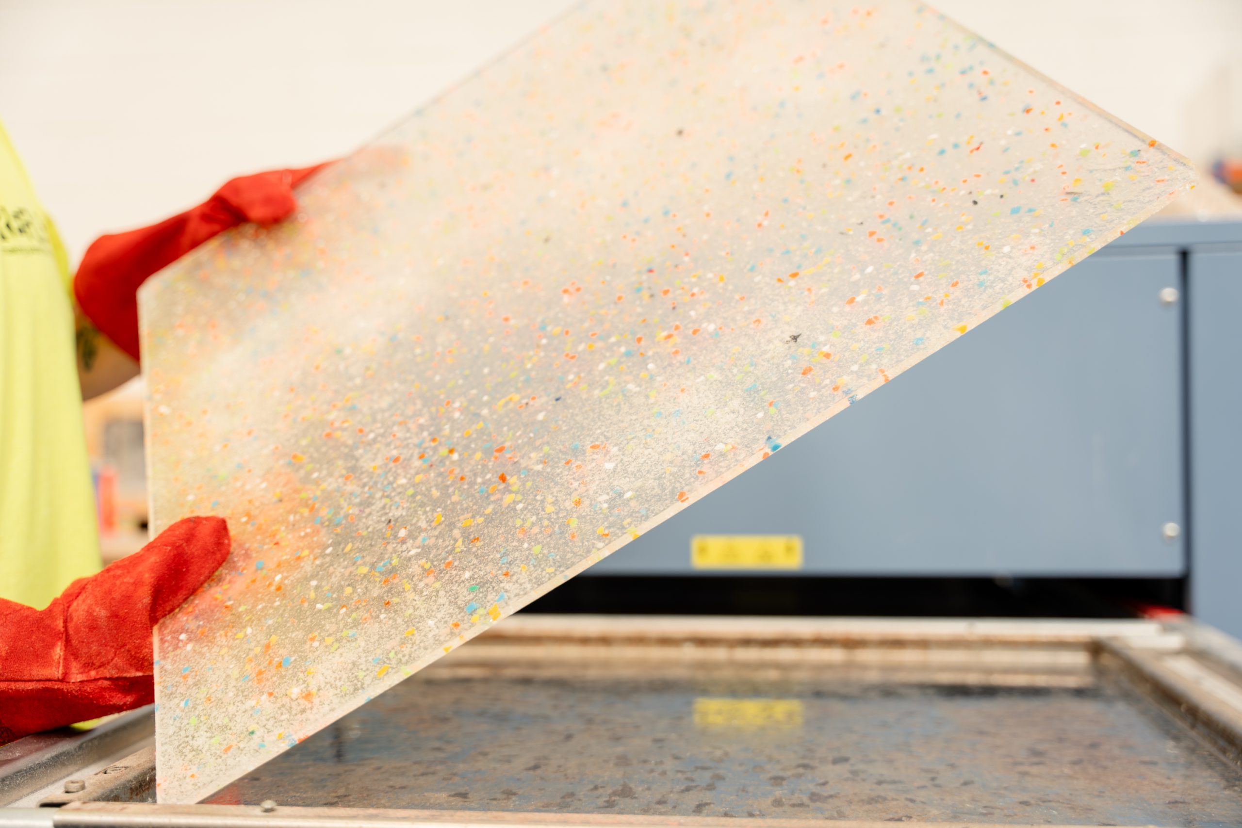 SCHUH – REFLO – 7 – COOLED SHEET MATERIAL